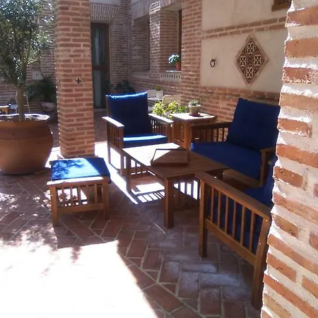 Apartmentos El Alfar Del Sacramento Апартаменты *