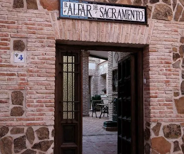 Apartmentos El Alfar Del Sacramento *